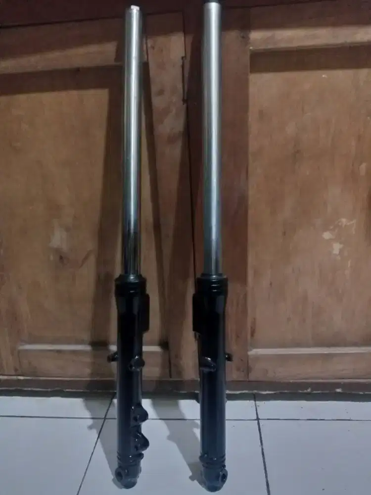 Jual shockbreaker GL
