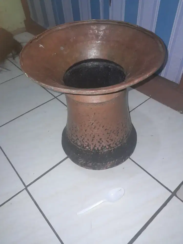 Dandang tembaga vintage