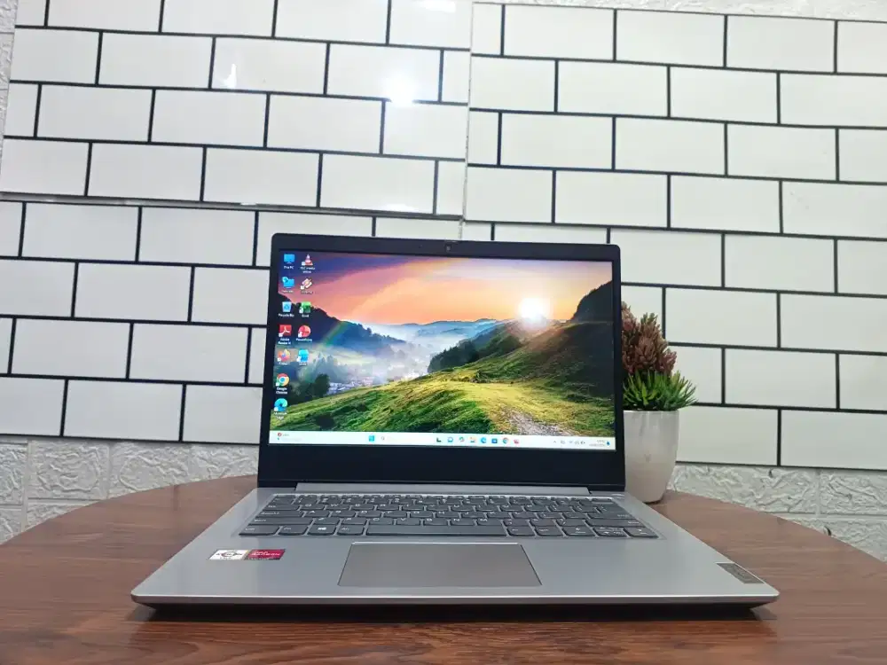 Di jual laptop seconds Lenovo