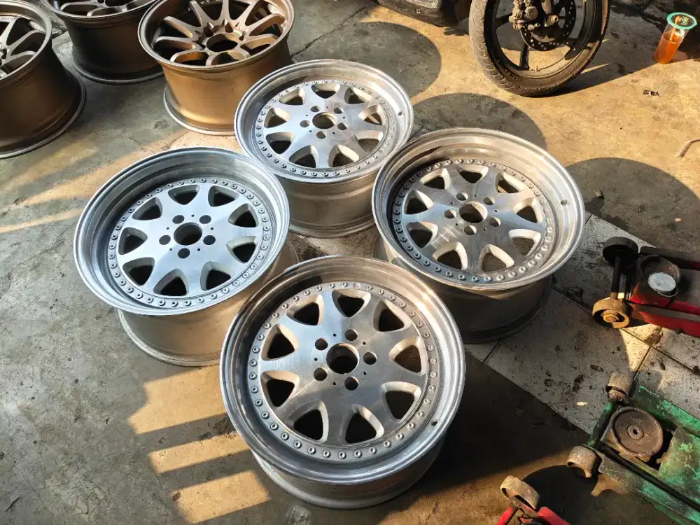Jual vleg brabus R18 pcd 5x112.114 lbar 8/9 et 35.