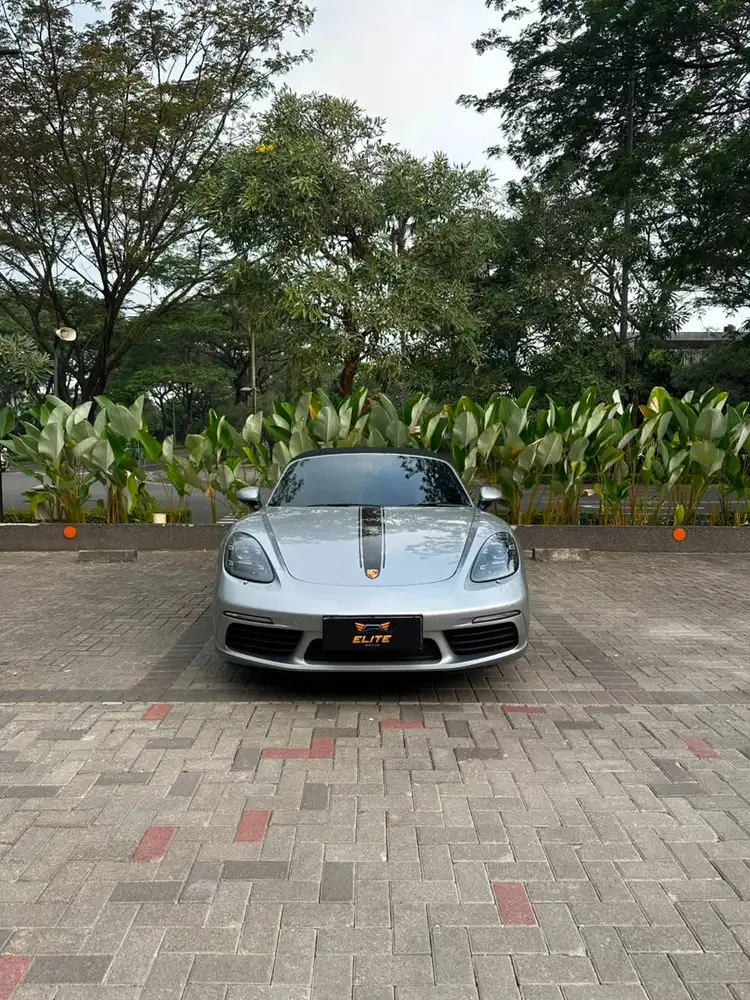 Porsche 718 Boxster ATPM 2025 Odo 500 Perak Warranty 2029
