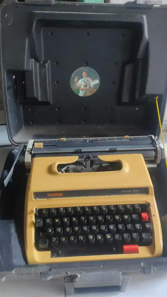 Mesin Ketik Jadul Brother M2000 De Luxe & Deluxe 1613 Vintage Original