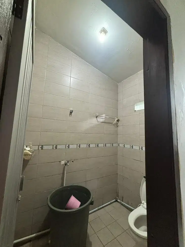RUMAH DIKONTRAKKAN - MEDANG LESTARI GADING SERPONG