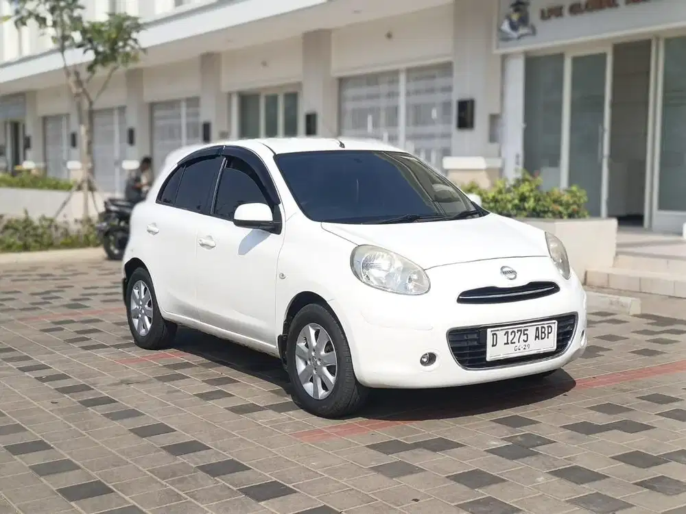 Nissan March L 1.2 2013 DP 5JT Matic