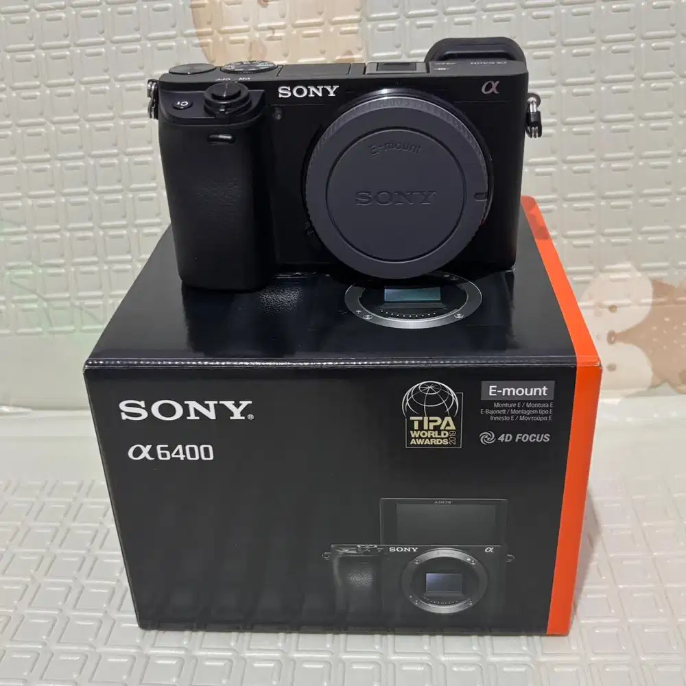 SONY ALPHA A6400 BODY ONLY MIRRORLESS (like new)