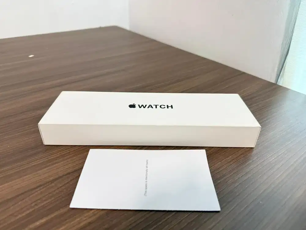 BNIB Apple Watch SE 3 40mm midnight SE3 iBox Segel