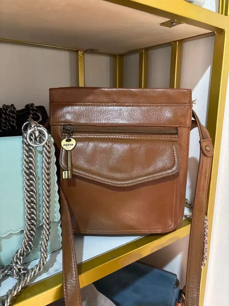 Fossil shoulder bag