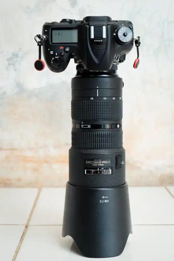 Paket Sport Nikon D7100 + AFD 80 200MM F2. 8 Gen 3