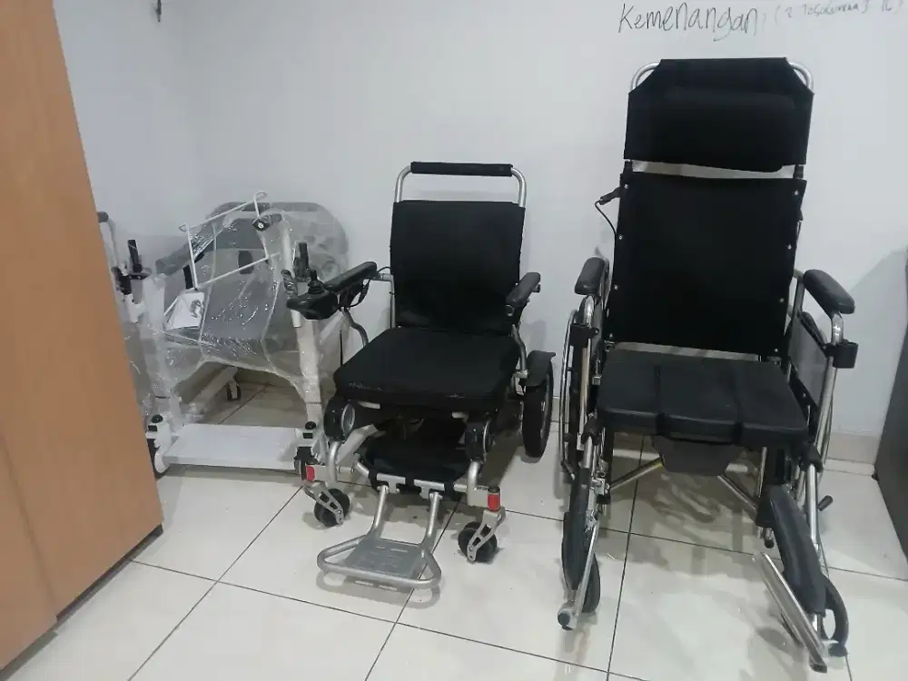 Jual 3 kursi roda bekas dan baru