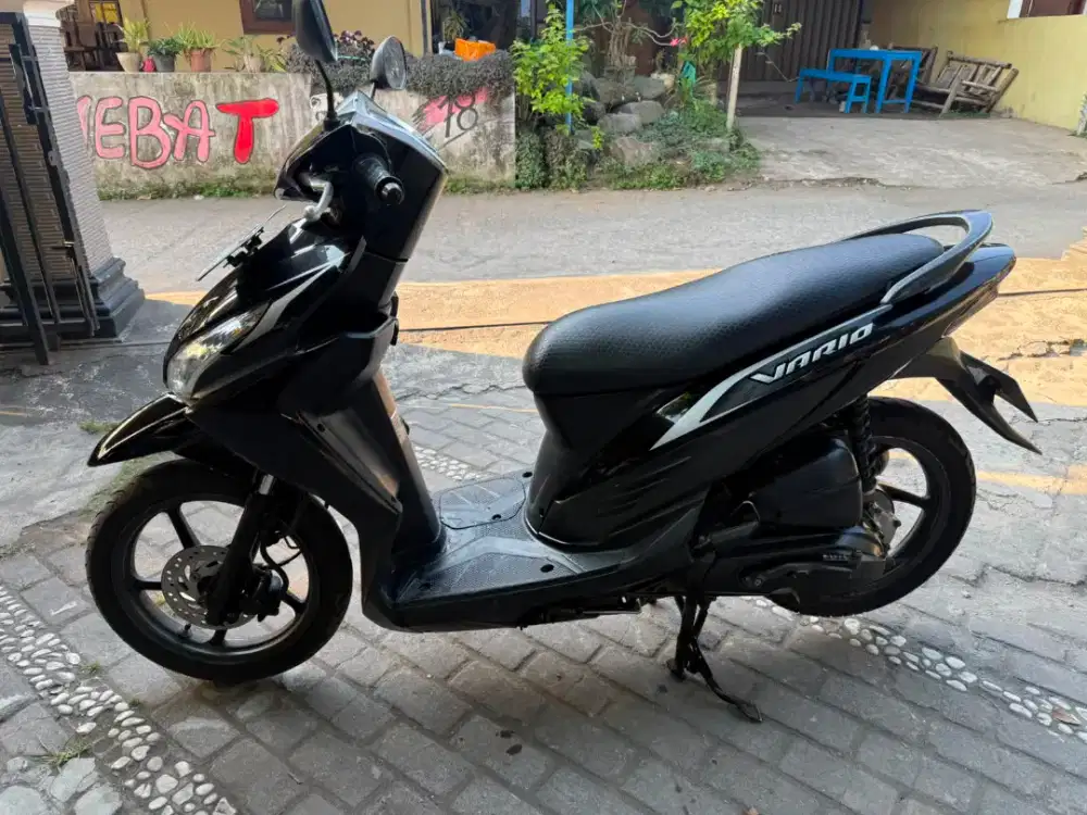 Vario LED injeksi THN 2014 plat G Brebes