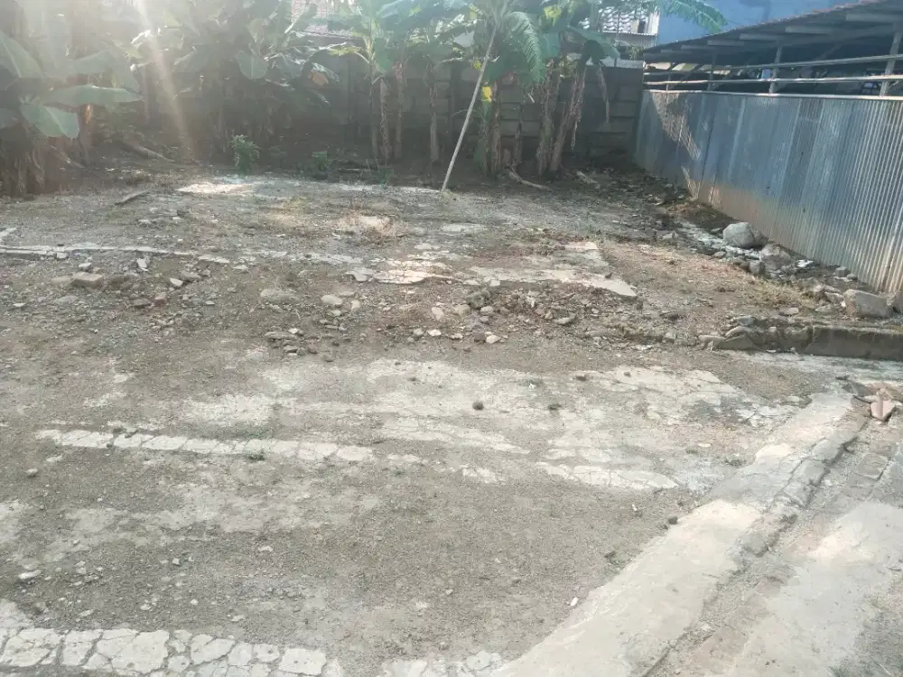 Disewakan Lahan Kosong / Gudang / sewa tanah