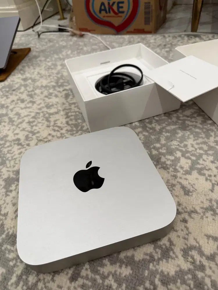 Mac Mini M2 512GB - Mulus Like New, Fullset Ori Kelengkapan Ada