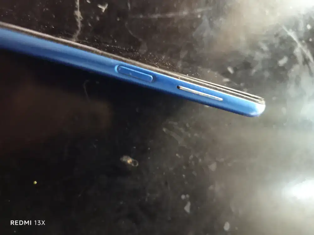 Samsung M12 warna biru