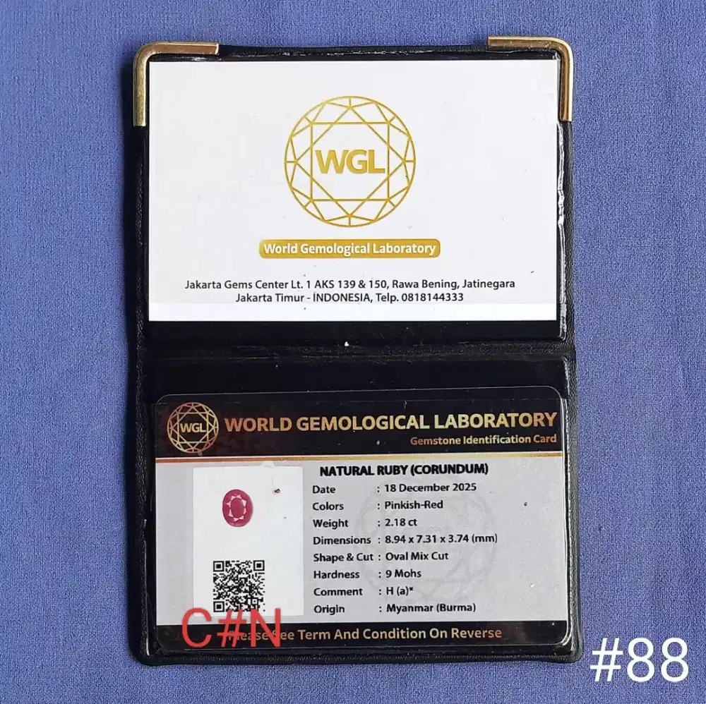 batu permata natural Ruby Burma. Id card wgl