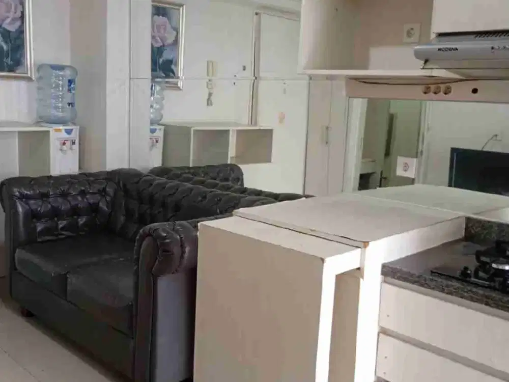 Sewa 2BR Furnished tower Flamboyan apartemen Bassura city