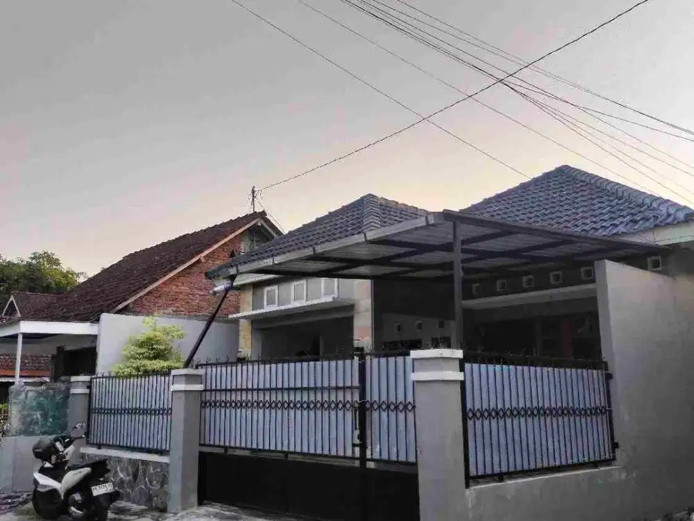 RUMAH BARU STRATEGIS MURAH DEKAT JL MAGELANG DAN SAMSAT SLEMAN YOGYA