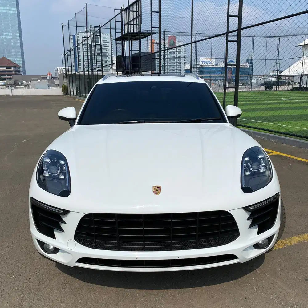 Porsche Macan 2.0 Pdk 2017 Putih Panoramic
