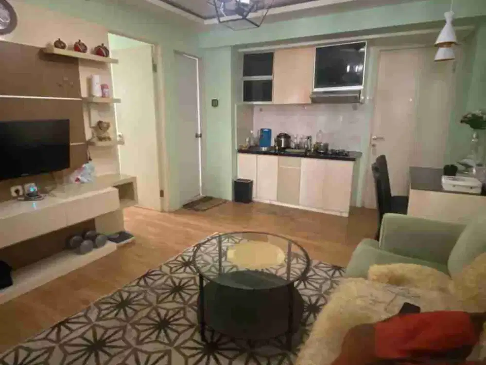 Sewa 3BR Furnished tahunan apartemen Bassura City tower Flamboyan