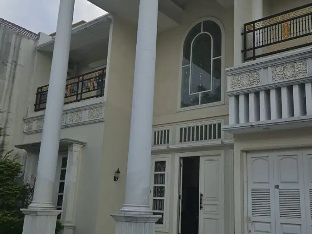 Rumah Megah 2 Lantai dgn Taman di Pesanggrahan Mas Petukangan Jakarta Selatan