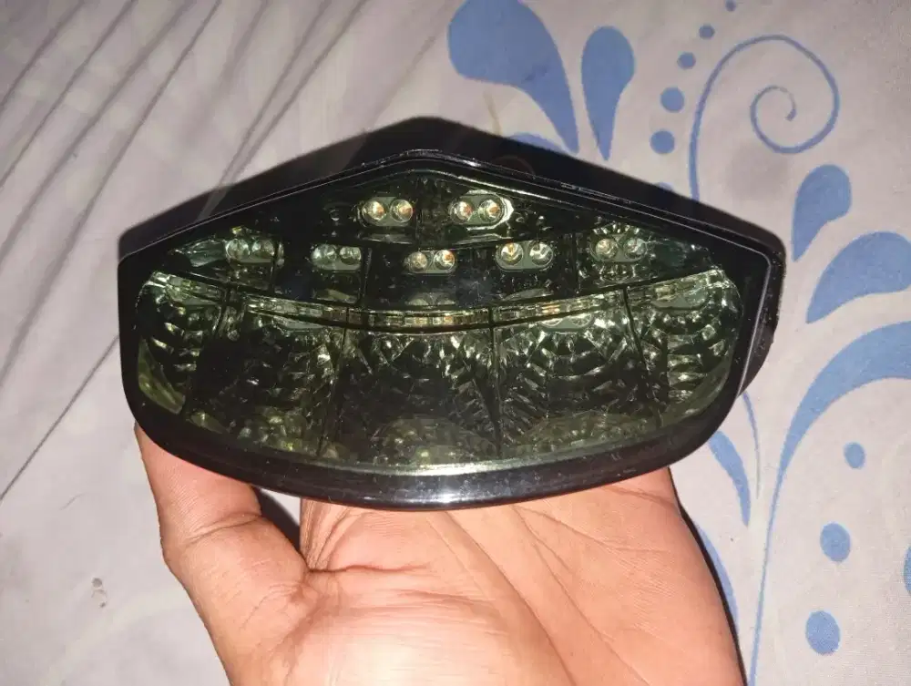 Lampu motor ducati
