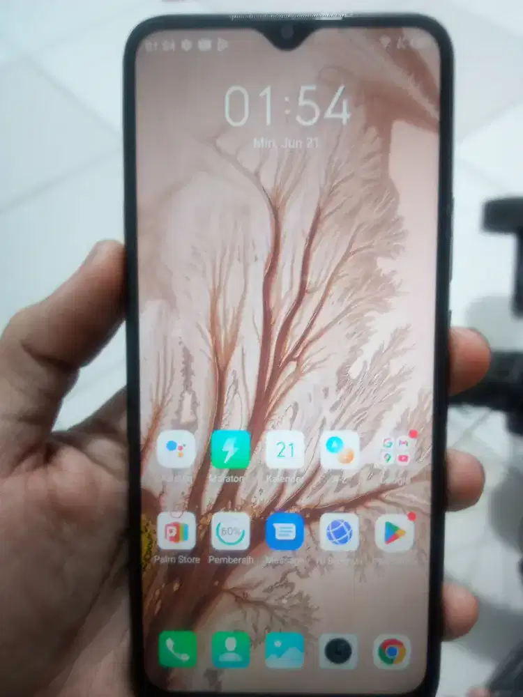 Infinix hot 10 play 4/64gb