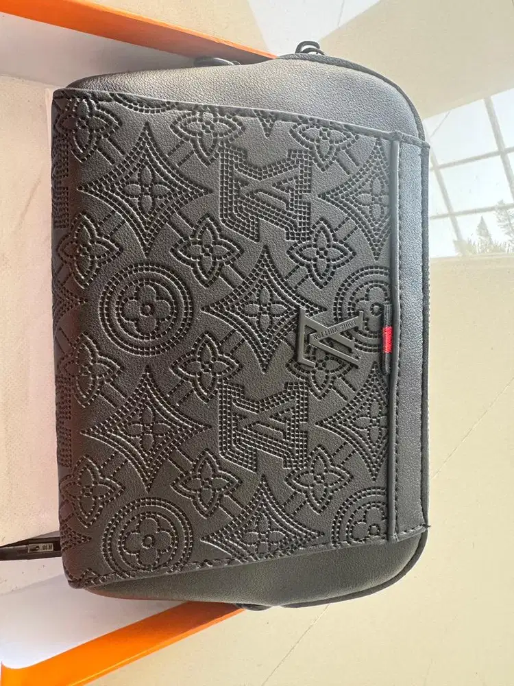 Tas LV Hitam like new