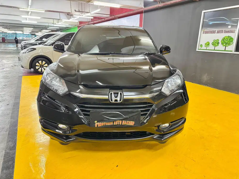 HONDA HRV E AT MATIC 2015 HITAM
