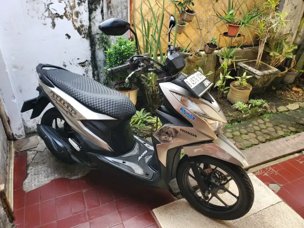Honda Beat Street  Silver 2024 Full orisinil.