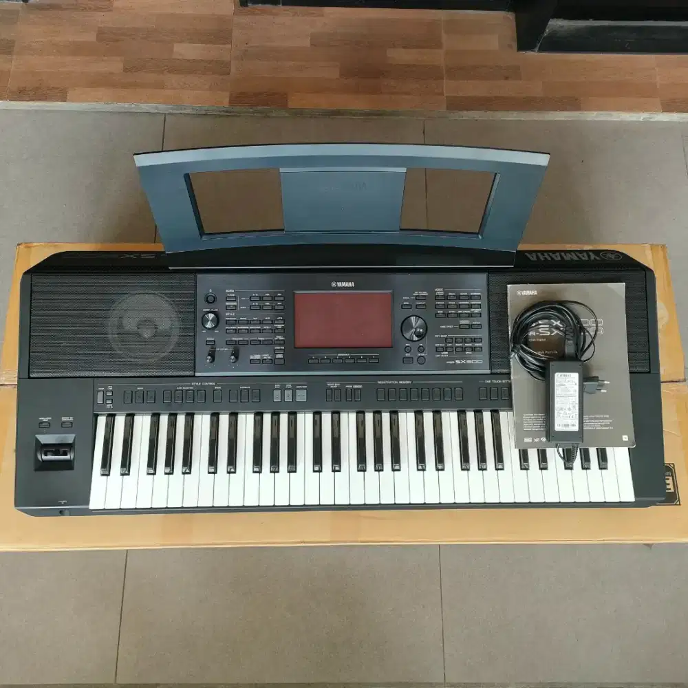 Istimewa Keyboard Yamaha PSR SX900 Barang Rumahan