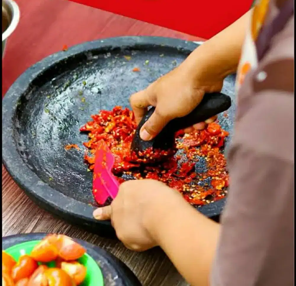 Loker Warung Penyetan ( Lowongan Kerja Jaga Sambelan )