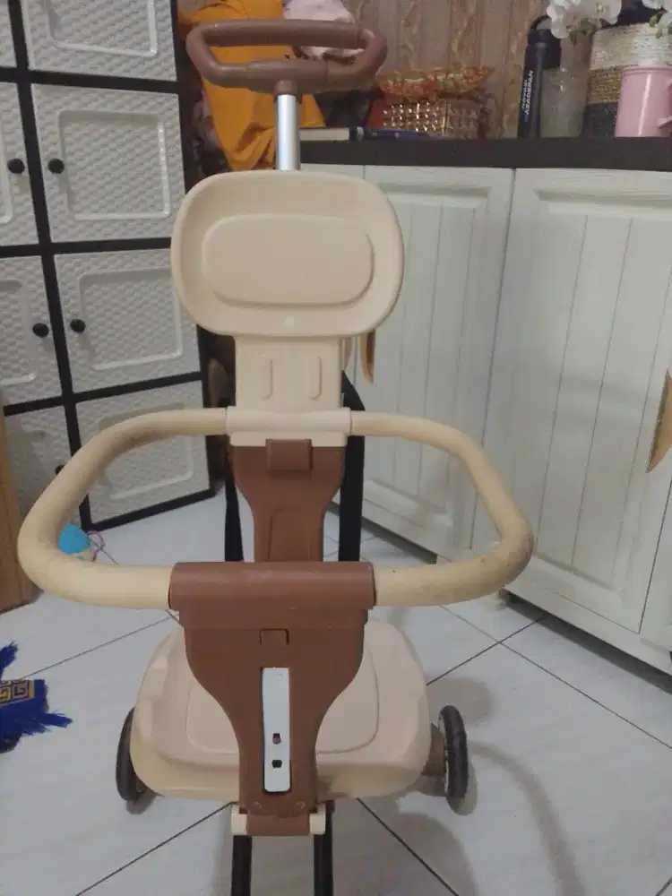 Stroller anak balita merk v baby care warna coklat muat sampai BB 25kg
