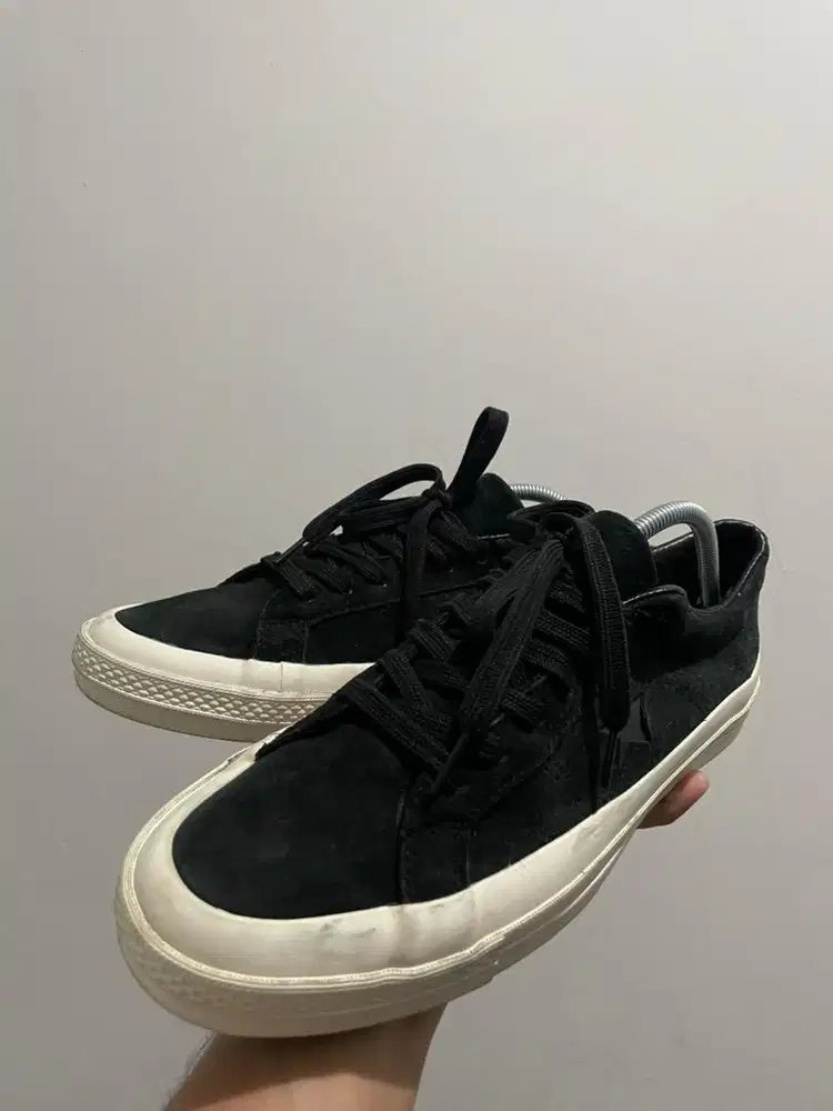 Converse One Star