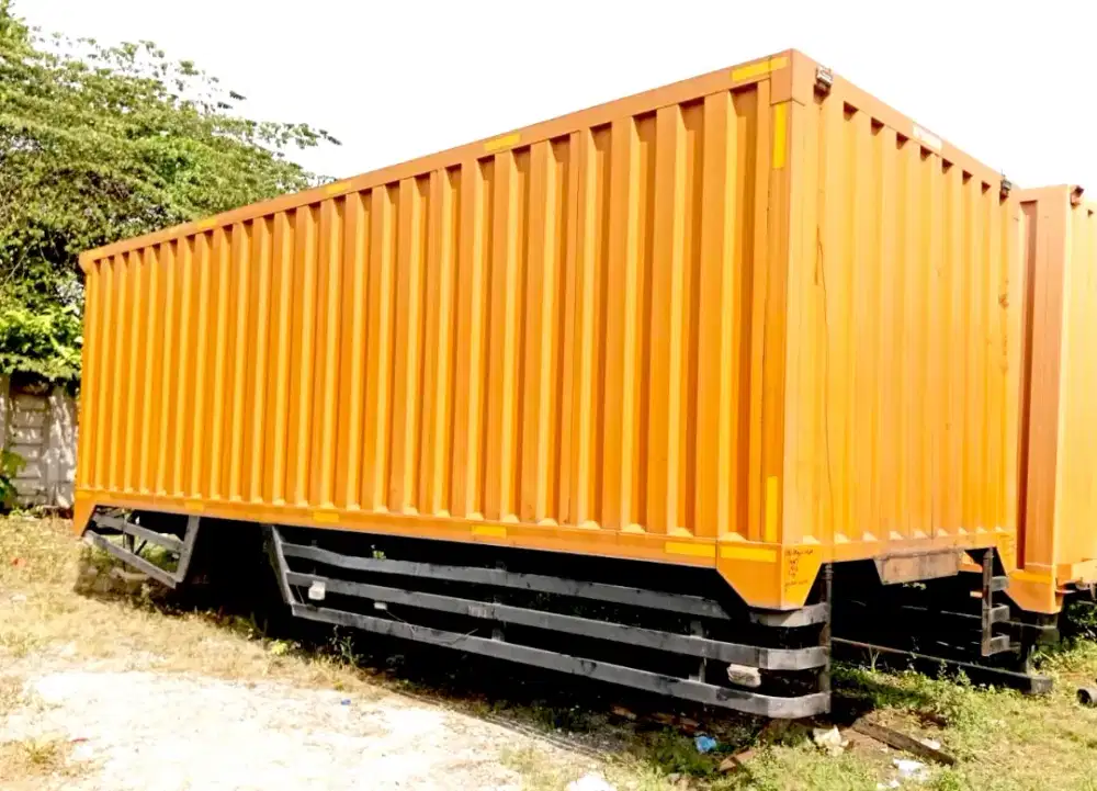 MURAH Box besi engkel 4x2 UD trucks Nissan Quester bok UD truck