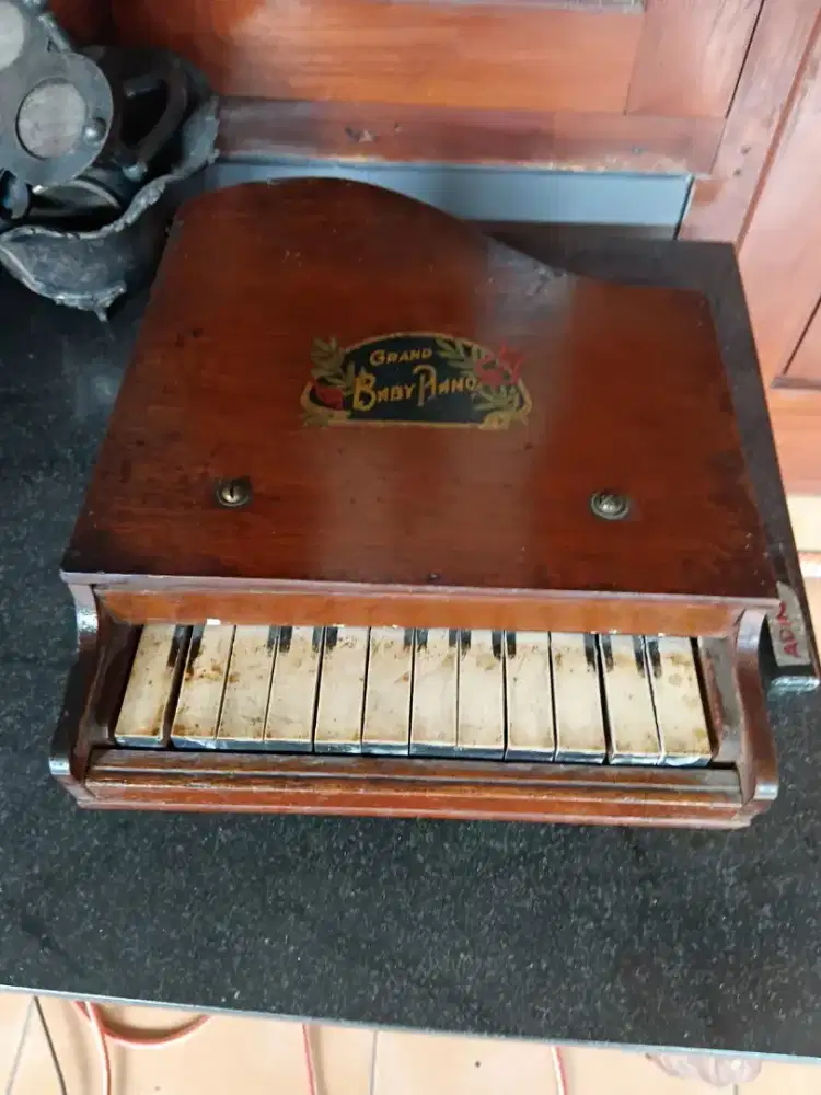Vintage childrens toy grand baby piano c1930s retro music play small