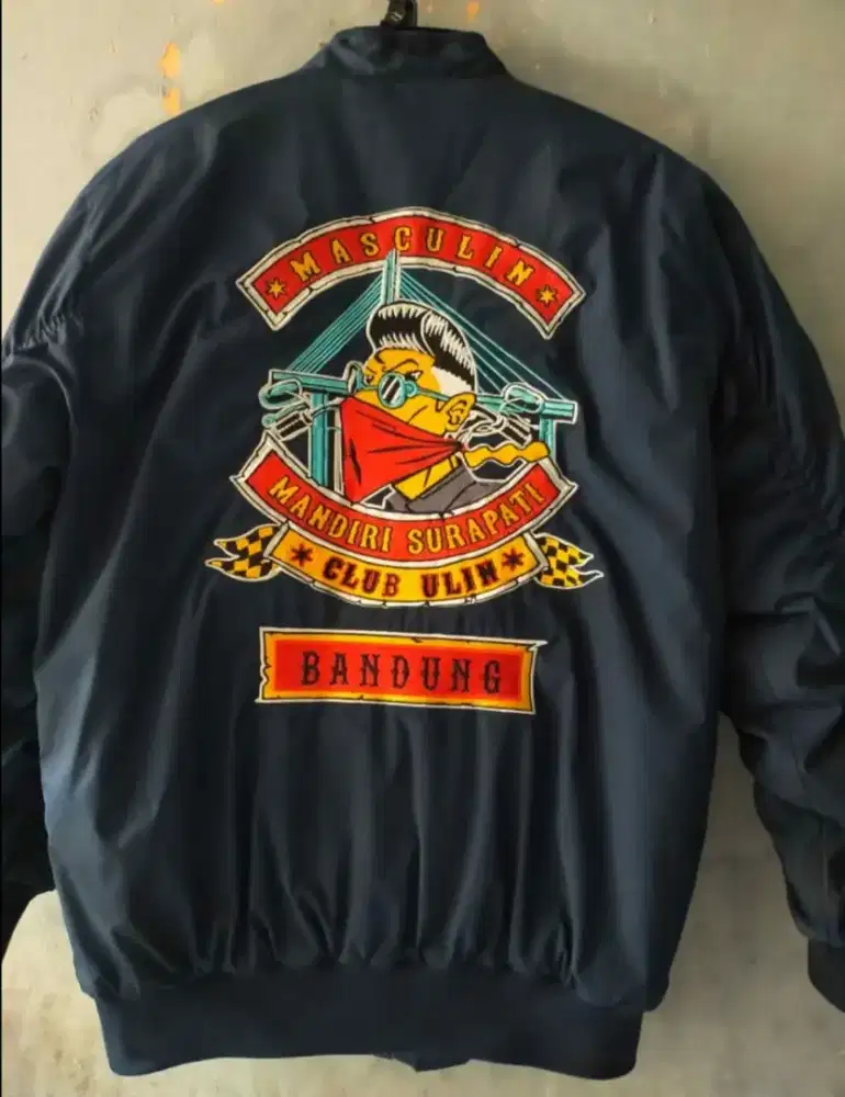 Jaket Bomber Masculin Mandiri Club Ulin