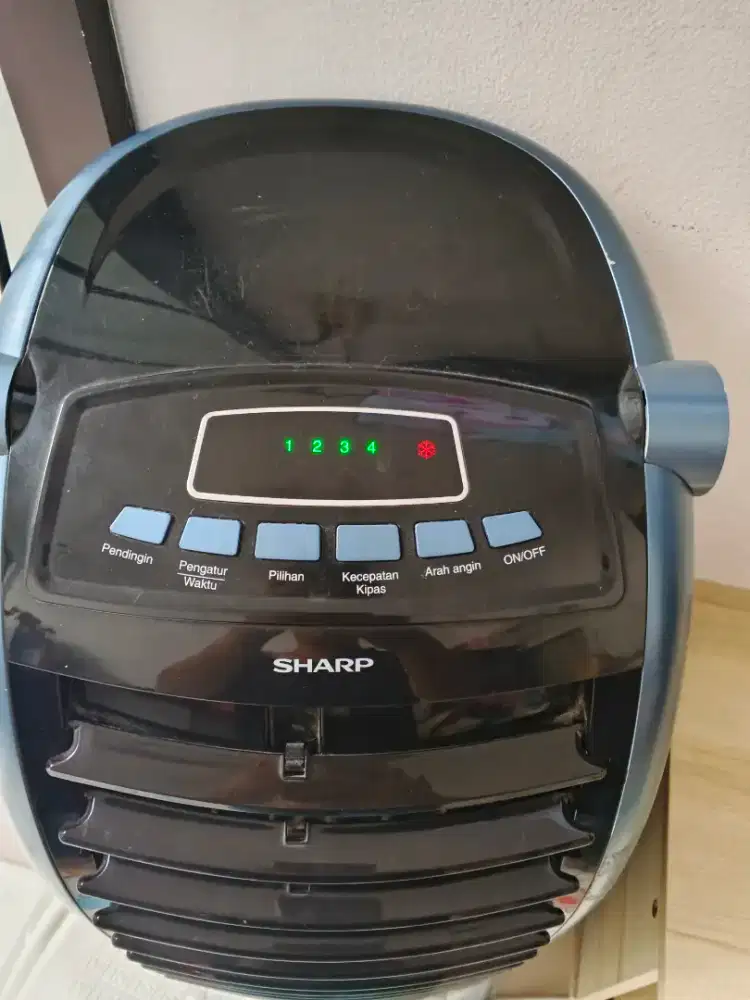 Dijual air cooler sharp
