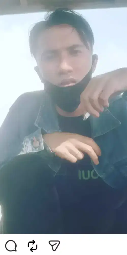 Bismilah.. Nyari kerjaan gx bosen² mudah²an ada loker atau rejeki nya