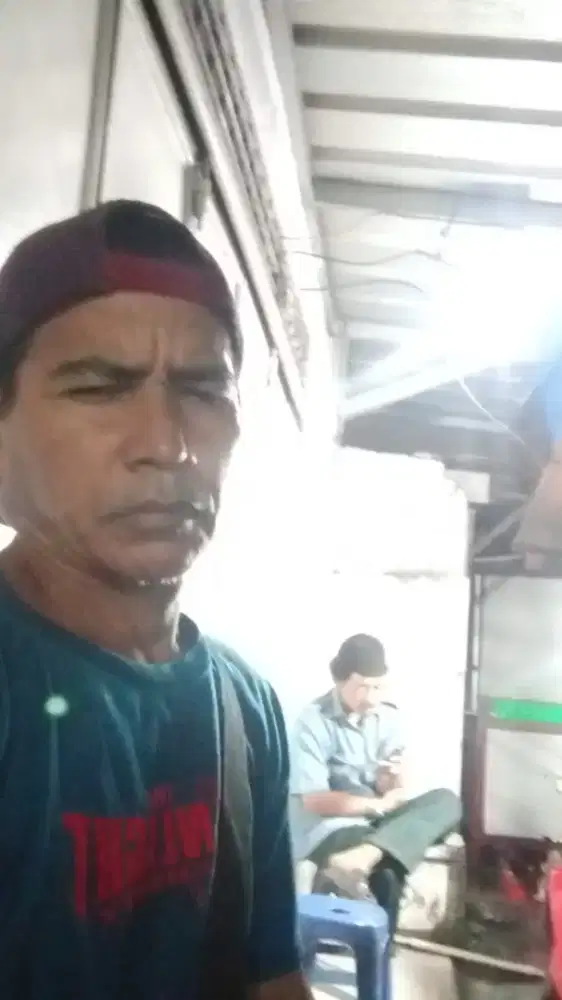 Cari kerjaan apa aja