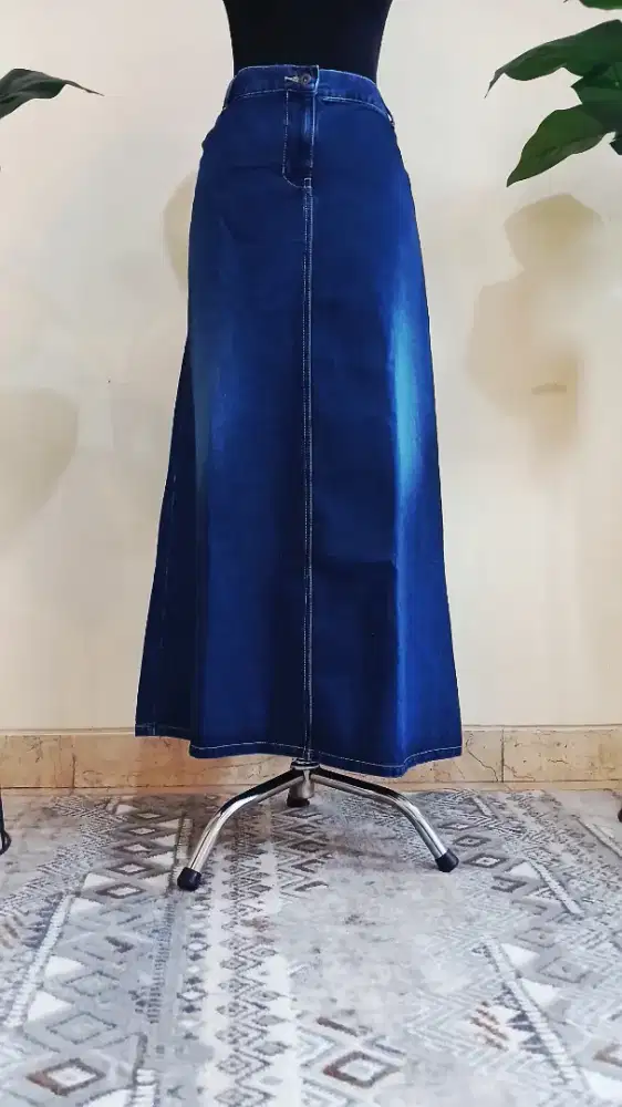 Rok jeans panjang Geela