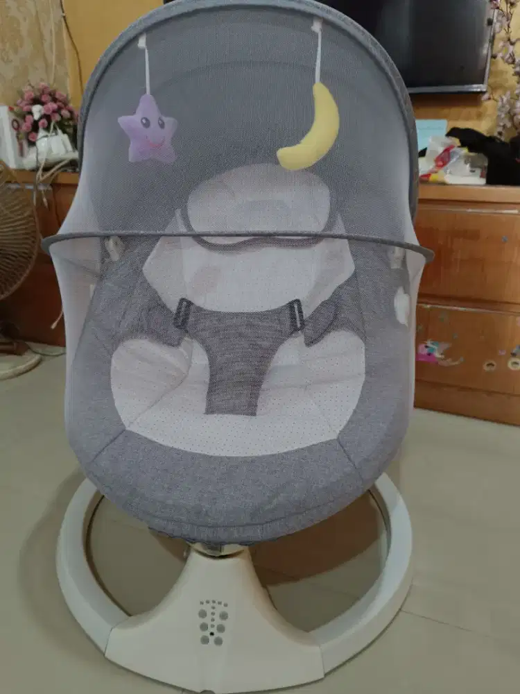 Ayunan baby otomatis