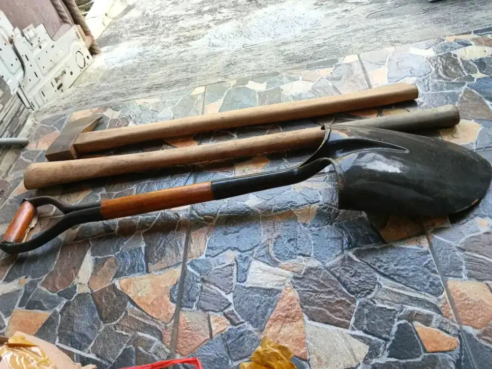 Kampak sekop jeep willys / jeep utility
