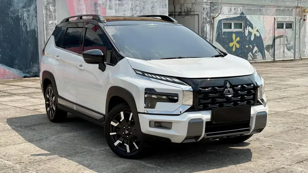 [KM 10.000AN]MITSUBISHI XPANDER CROSS PREMIUM PACKAGE TWOTONE AT 2025