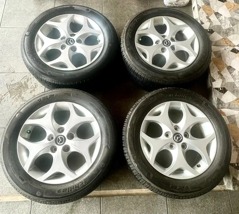 Velg dan ban Mazda Biante Original