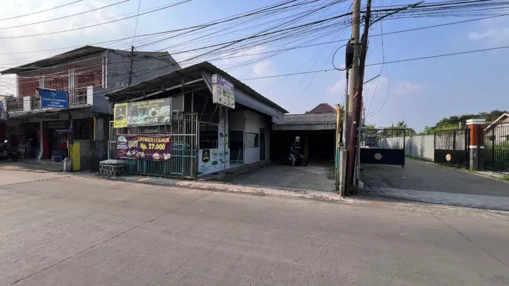 Di jual tanah plus bangunan 1.