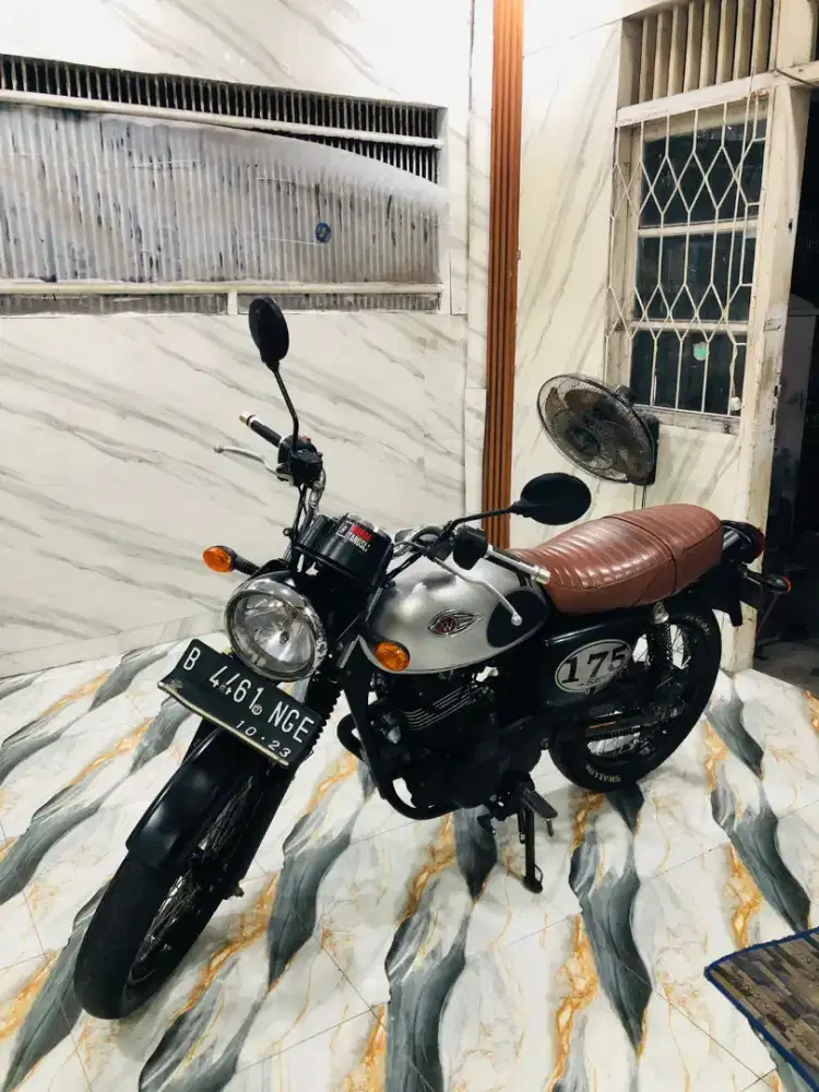 KAWASAKI W175 ISTIMEWA FULL GRESS Pajak Hidup