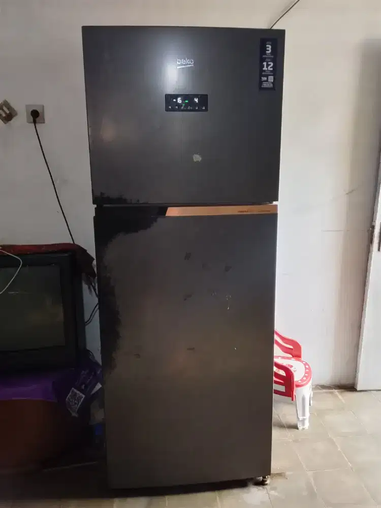 Kulkas Beko 2 pintu inverter
