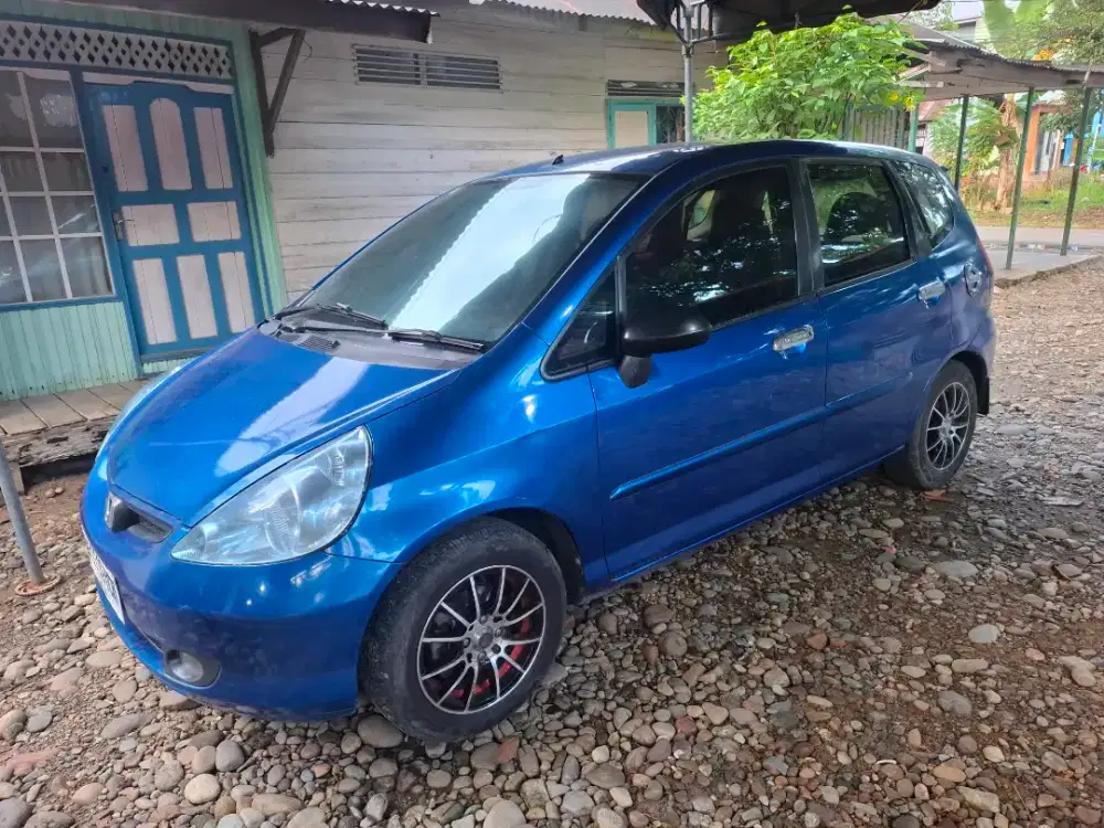 Jual honda jazz 2006 manual idsi