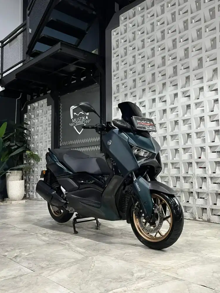 YAMAHA NEW XMAX 250 2023 - Chintia Mustika