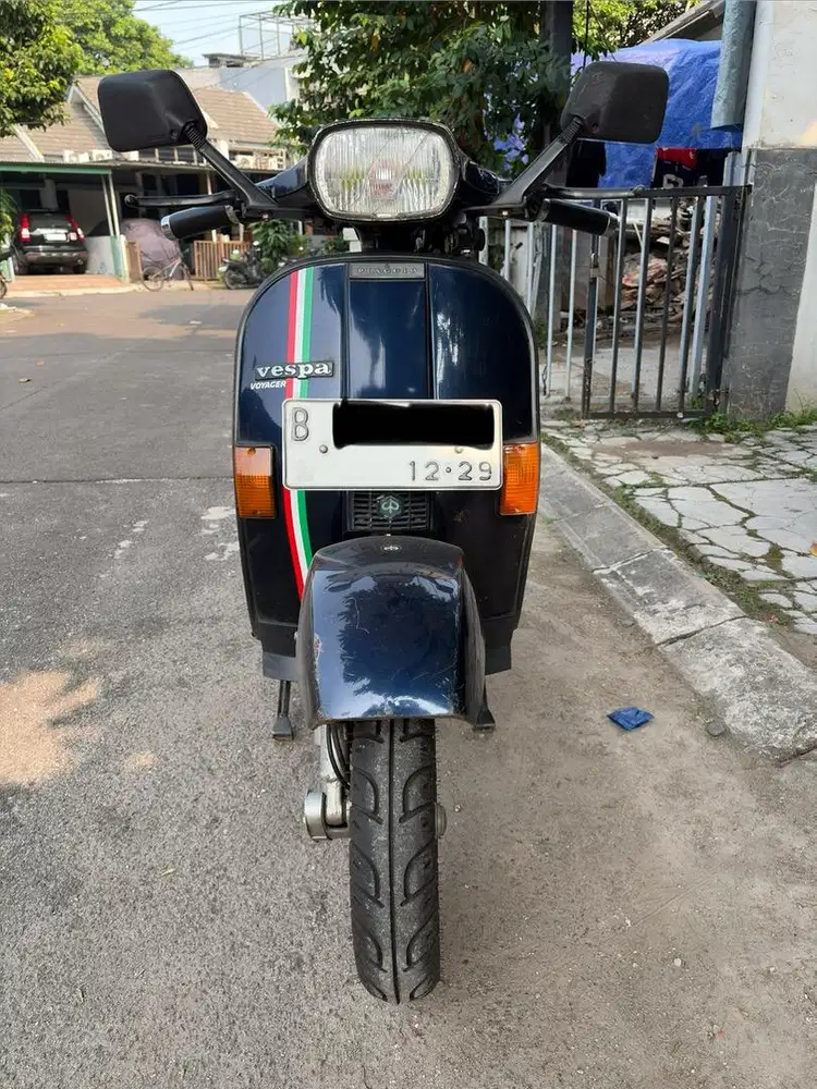 Vespa Exclusive 2 Tahun 2001 Istimewa. Simpanan,