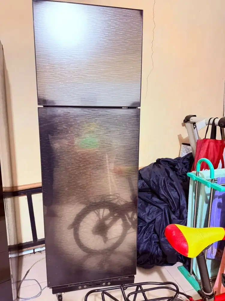 Kulkas Sharp 2 Pintu